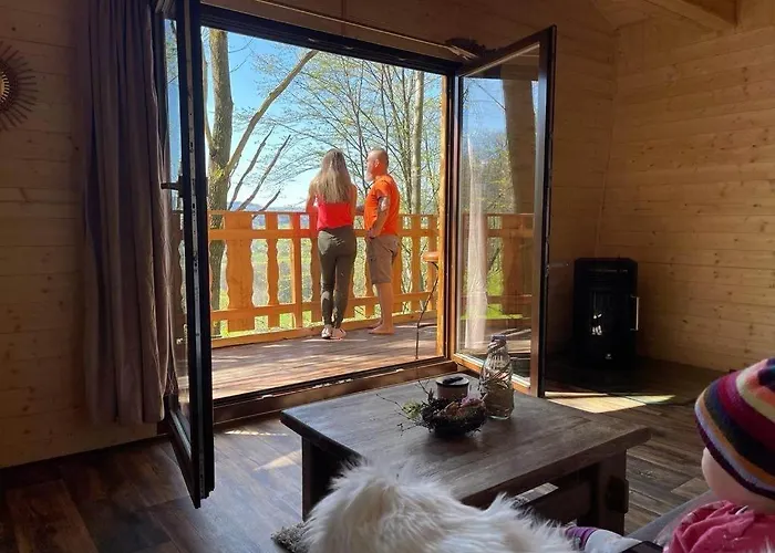 Treehouse Lodge